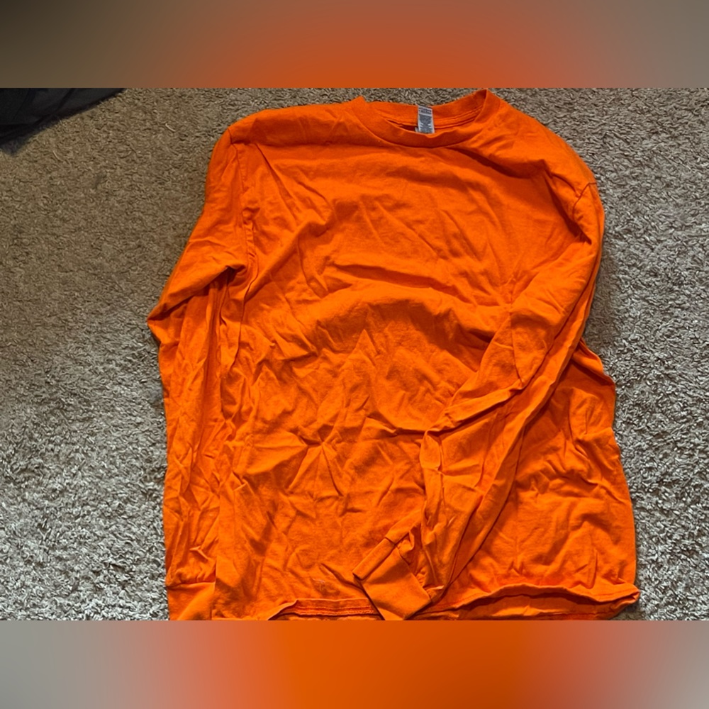 ORANGE GILDAN LONG SLEEVE